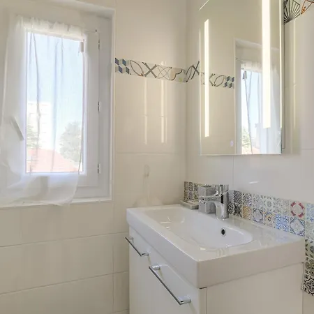 Convivial Et Calme Proche Parilly Et Gerland Apartamento Lyon